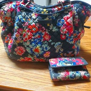 Very Bradley Limited Edition Breast Cancer Bag